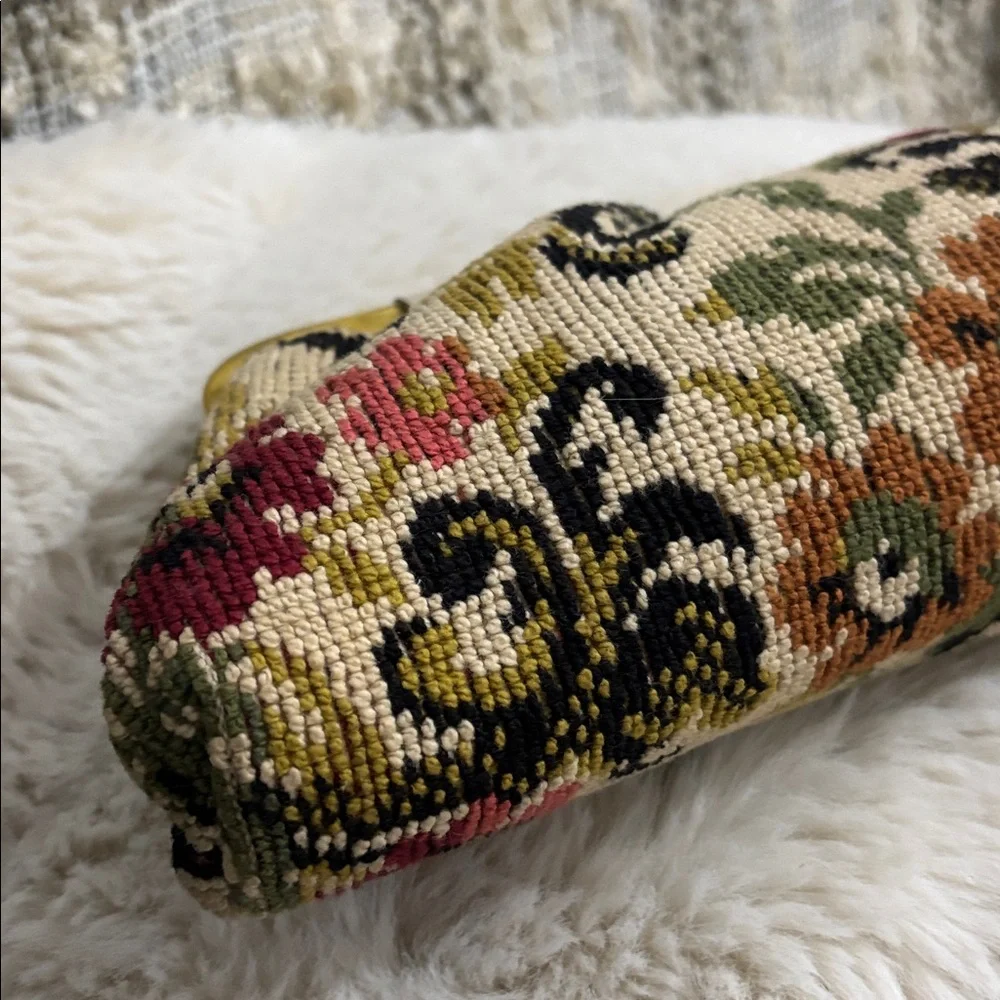 Non/Branded 60’s floral